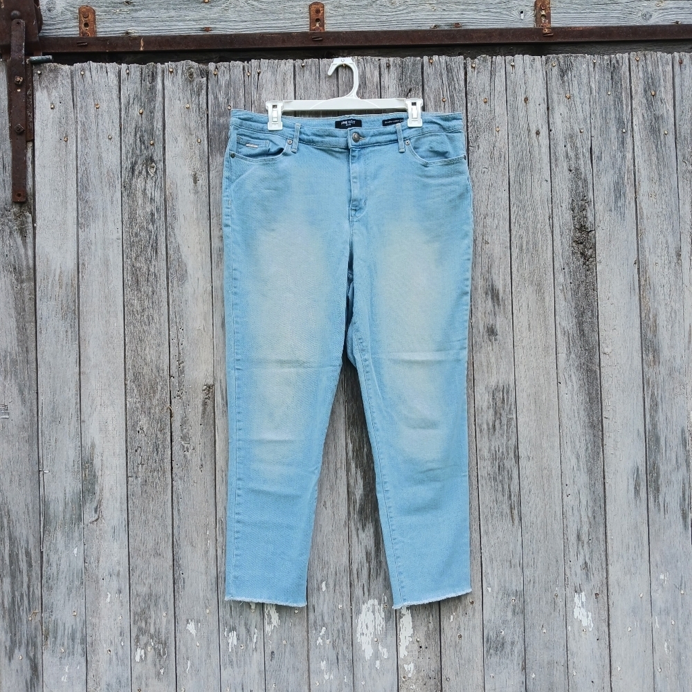 Nine West Gramercy Skinny Crop Jean Womens Size 16 Plus‎ Size Frayed Hem Stretch